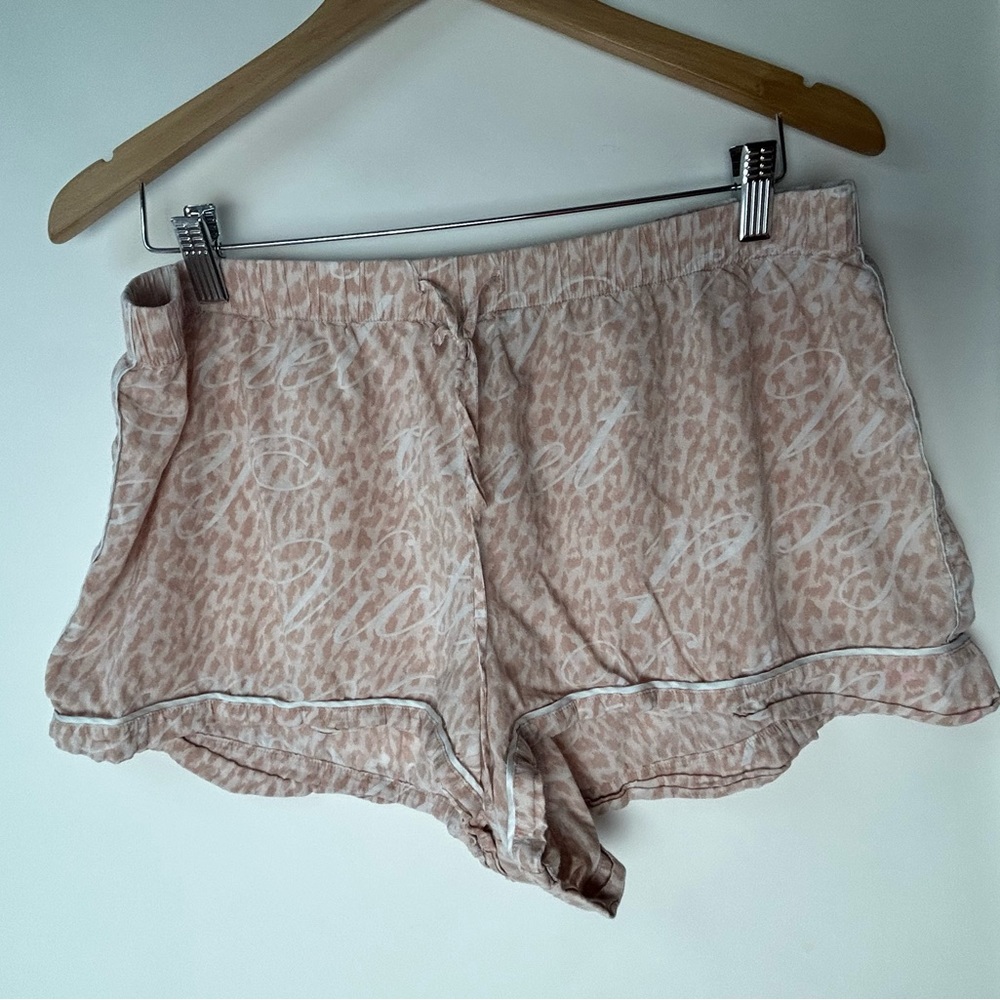 Victoria's Secret Pajama Shorts Beige with Animal‎ Print Logo Large